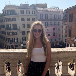 Meet your Posher, Erica